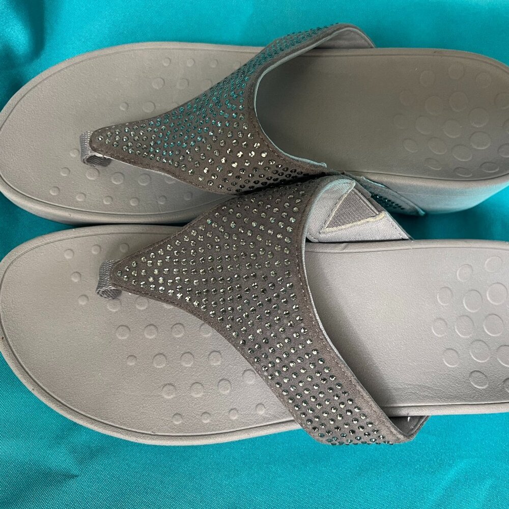 VIONIC Naples Platform Rhinestone Sparkly Sandal Women's Size 9